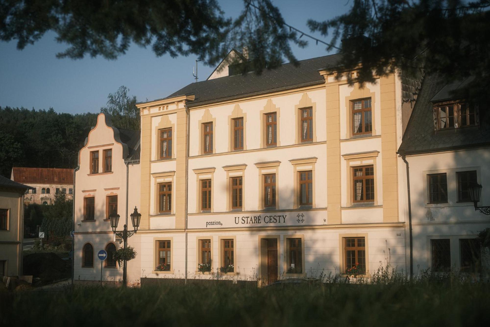 U Stare Cesty Hotel Horní Slavkov Exterior photo